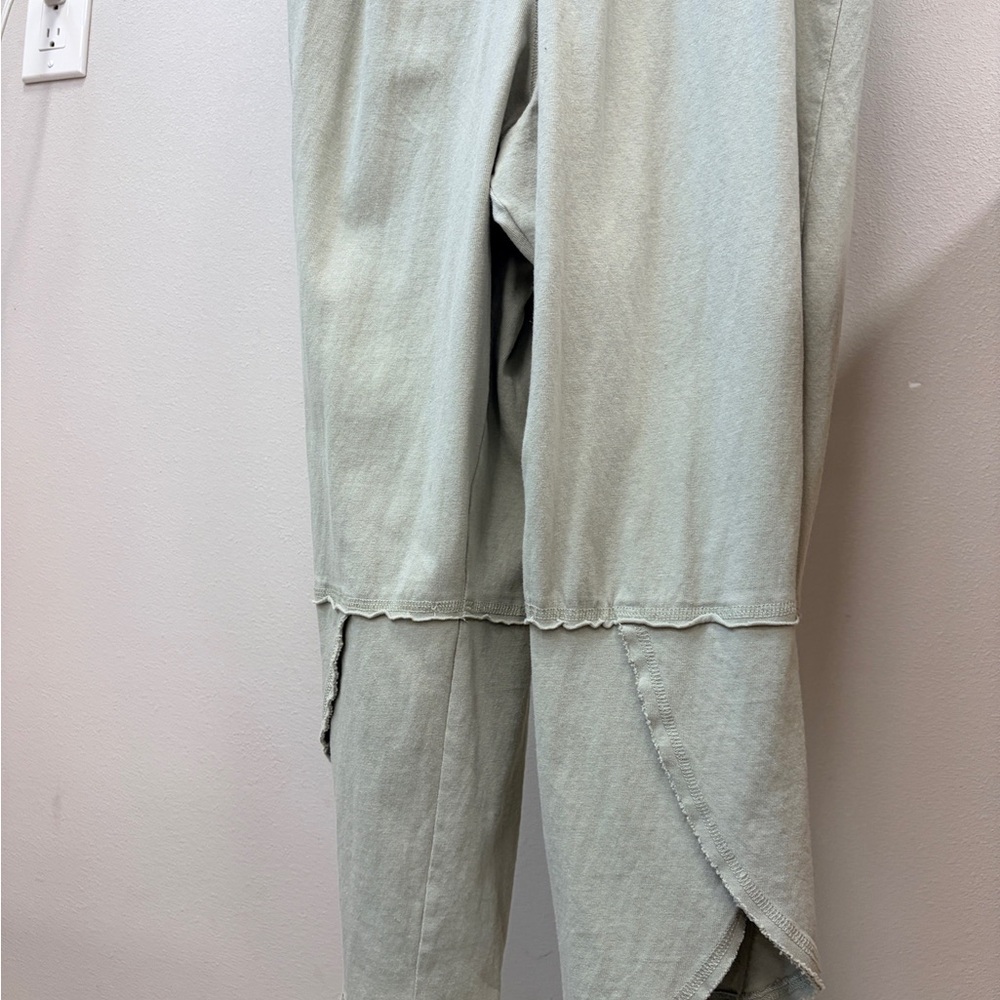 Free People Sage Green Knit Jumpsuit Raw Hem Boho Lounge One Piece - Picture 6 of 6